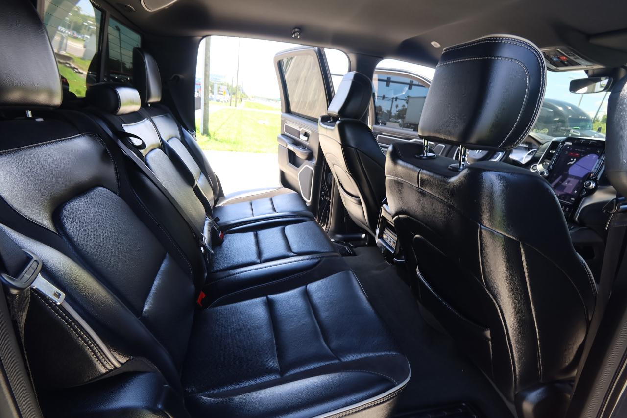 RAM 1500 Laramie 4x4 Crew Cab 5'7" Box 2021