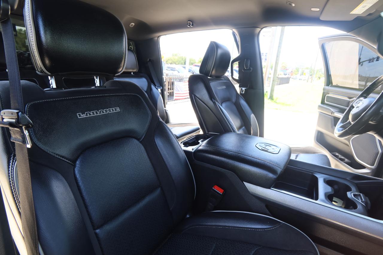 RAM 1500 Laramie 4x4 Crew Cab 5'7" Box 2021