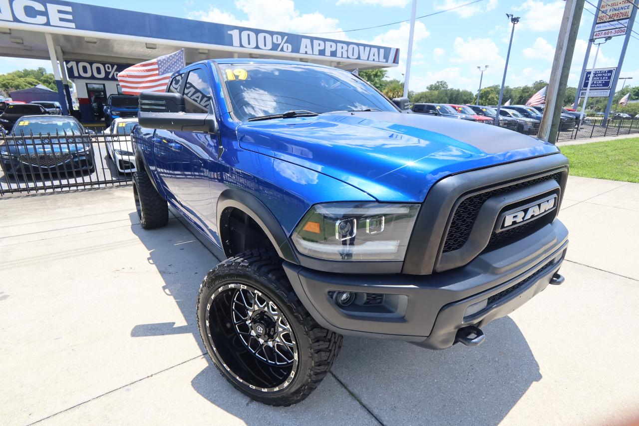 RAM 1500 Classic Warlock 4x2 Quad Cab 6'4" Box 2019