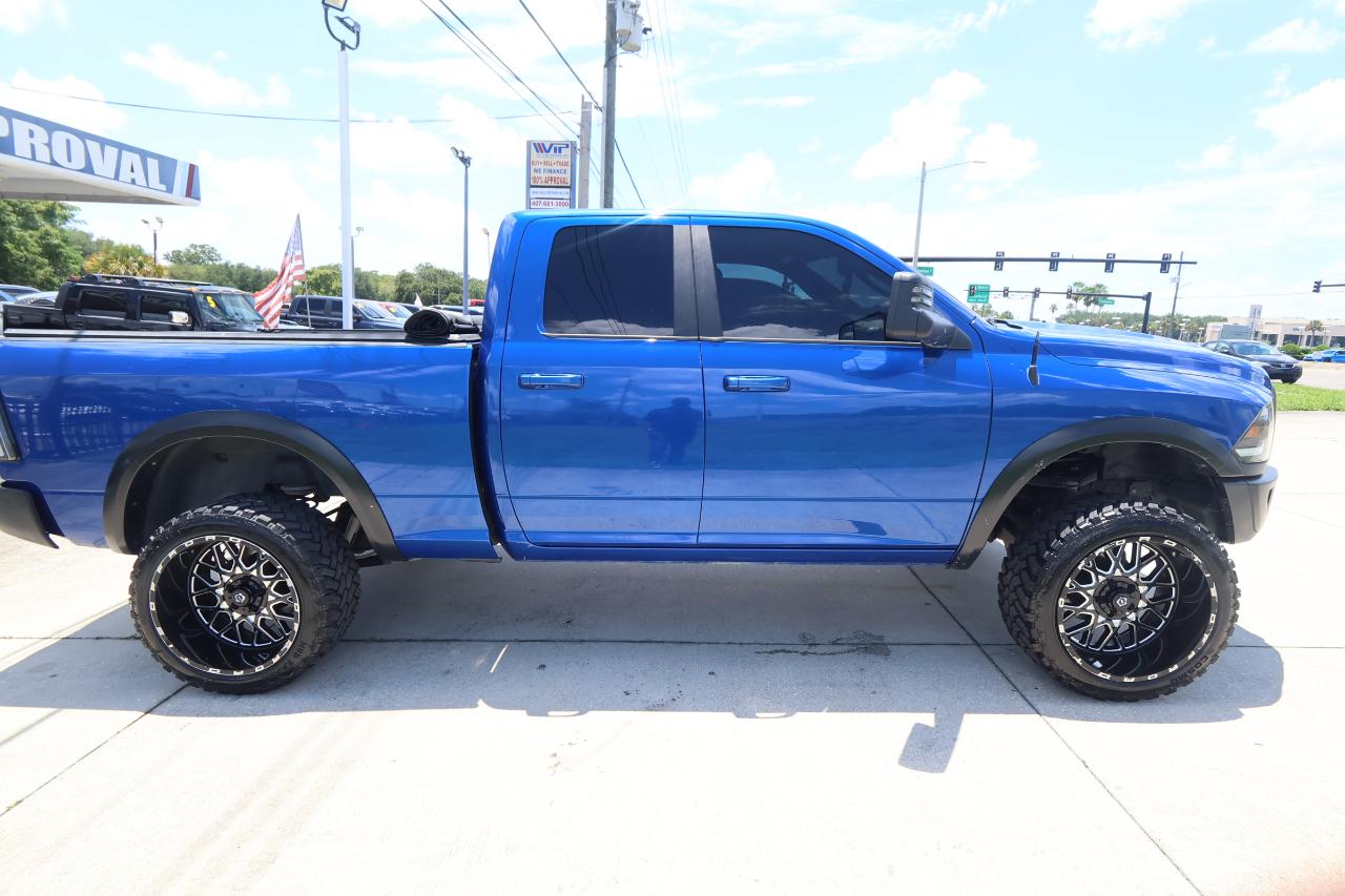 RAM 1500 Classic Warlock 4x2 Quad Cab 6'4" Box 2019