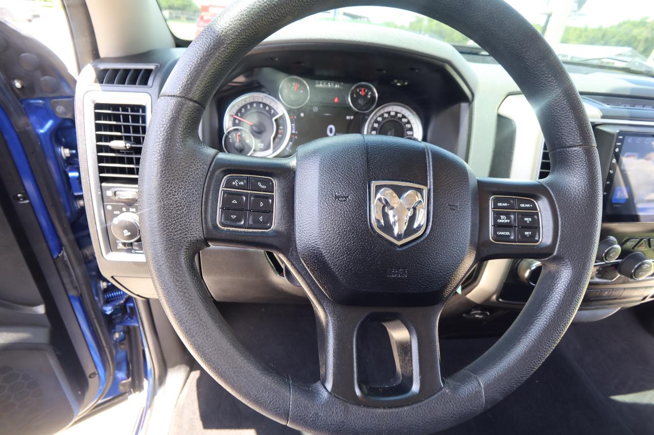 RAM 1500 Classic Warlock 4x2 Quad Cab 6'4" Box 2019
