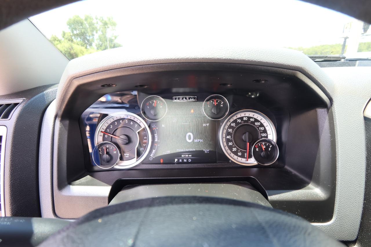 RAM 1500 Classic Warlock 4x2 Quad Cab 6'4" Box 2019