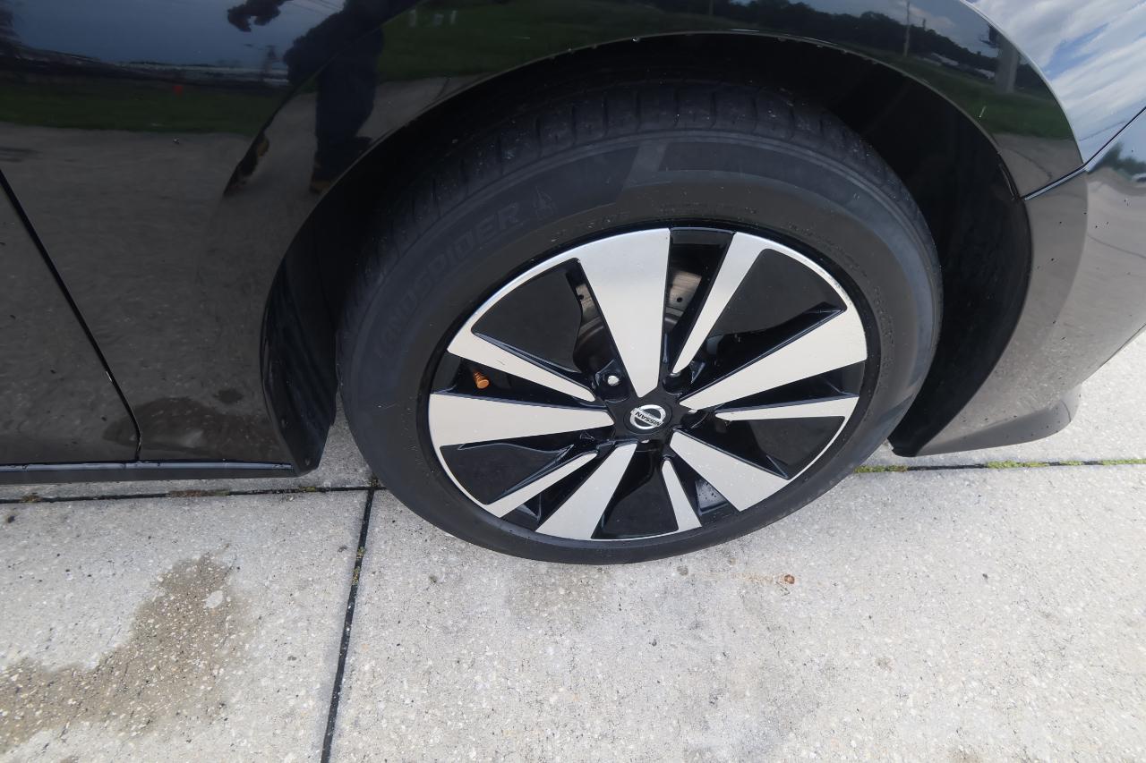 Nissan Altima 2.5 SV Sedan 2021