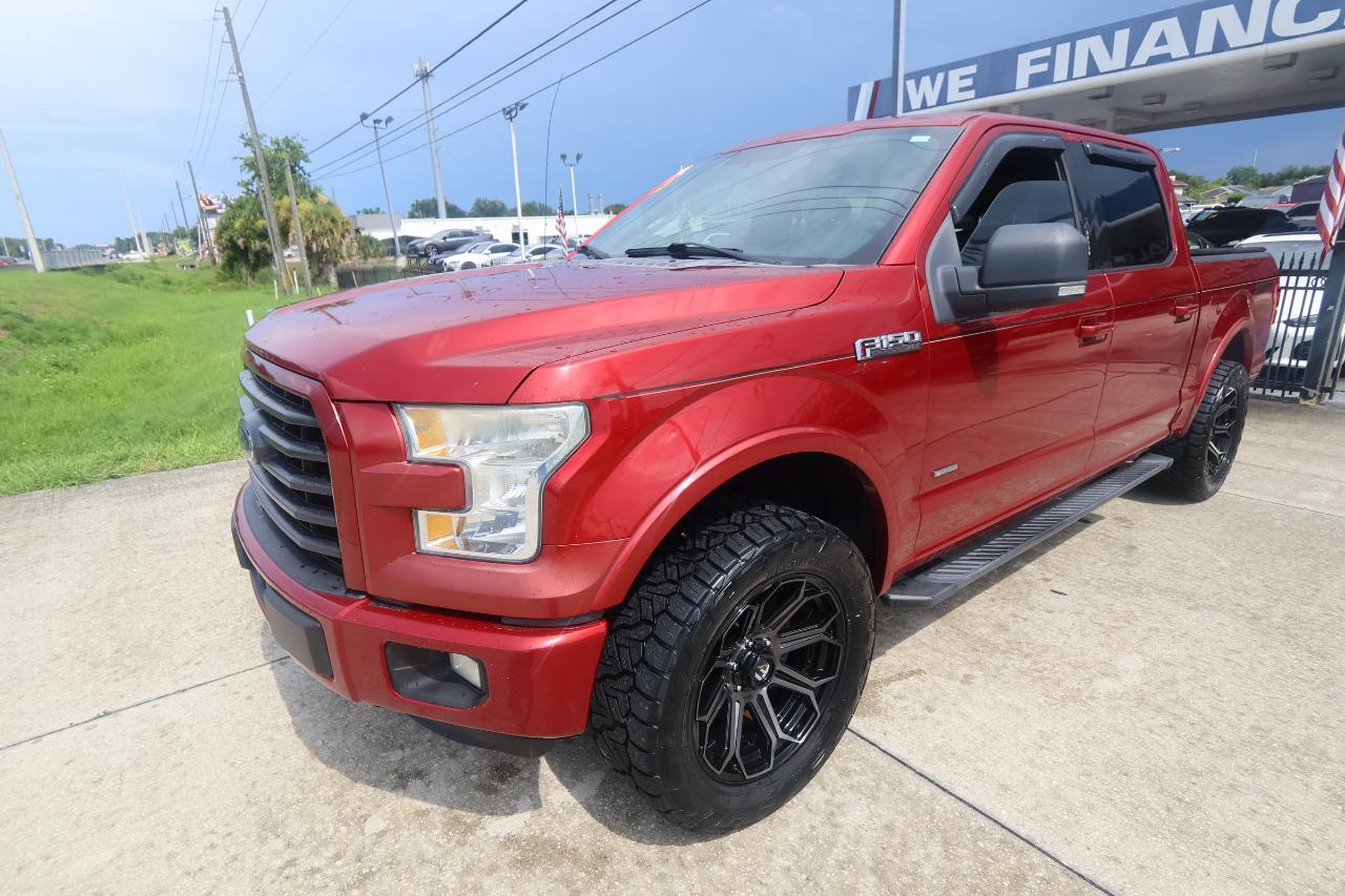Ford F-150 2WD SuperCrew 145" XLT 2015