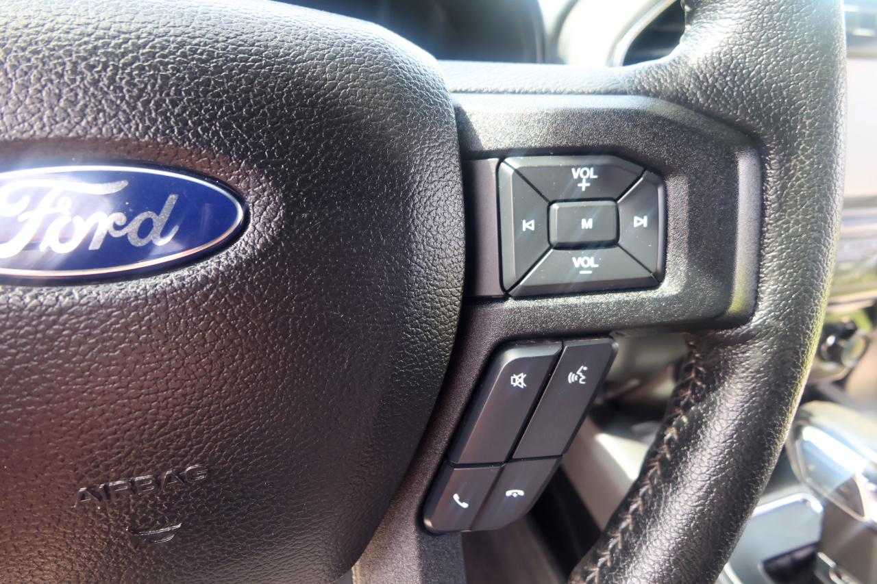 Ford F-150 2WD SuperCrew 145" XLT 2015