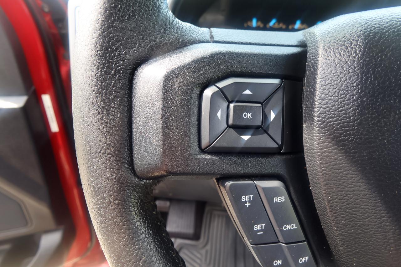 Ford F-150 2WD SuperCrew 145" XLT 2015
