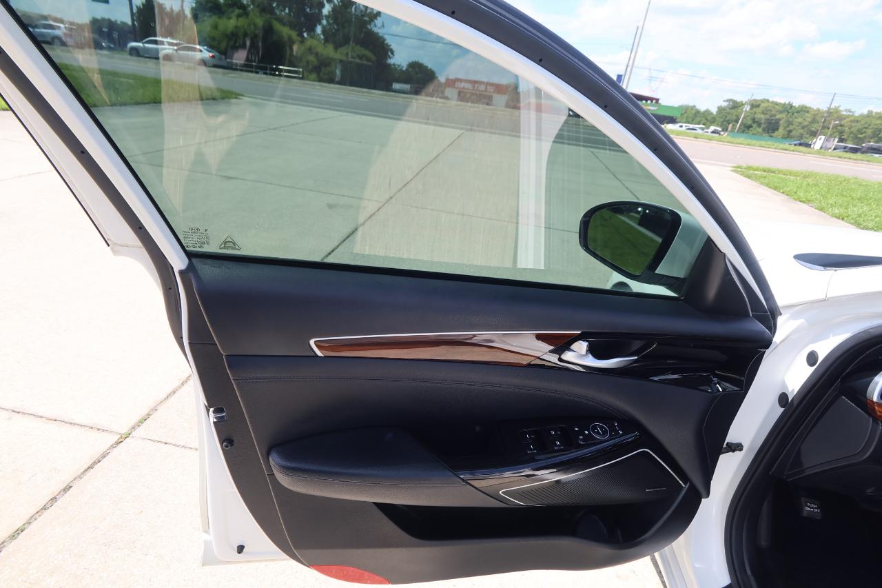 Kia Cadenza Premium Sedan 2018