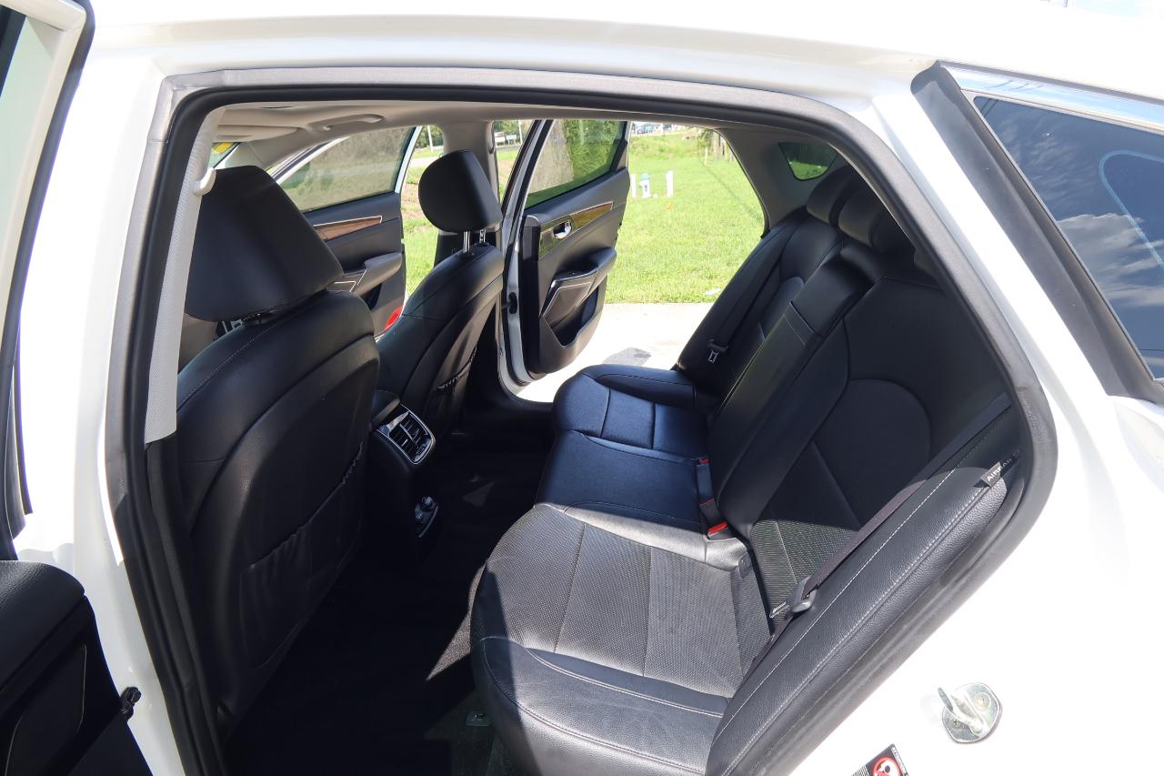 Kia Cadenza Premium Sedan 2018
