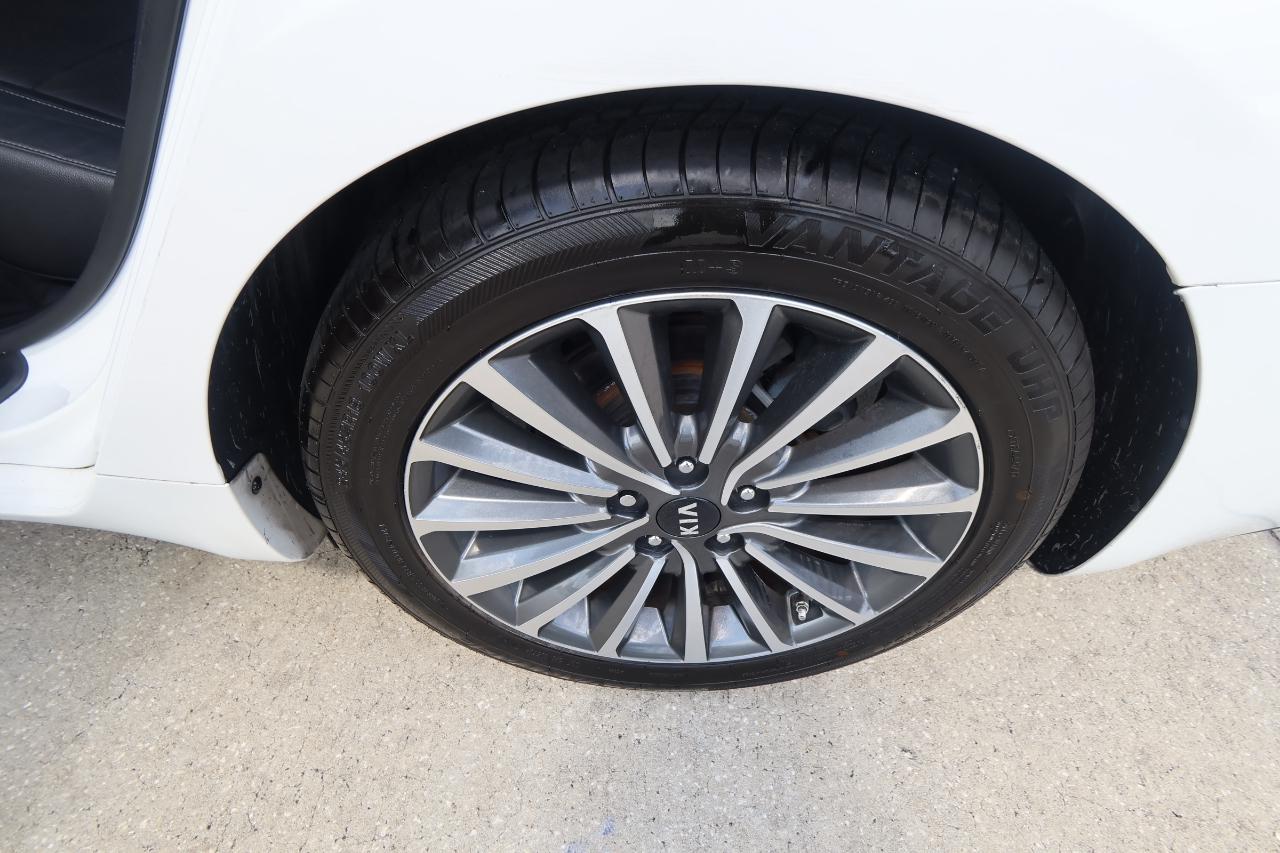 Kia Cadenza Premium Sedan 2018