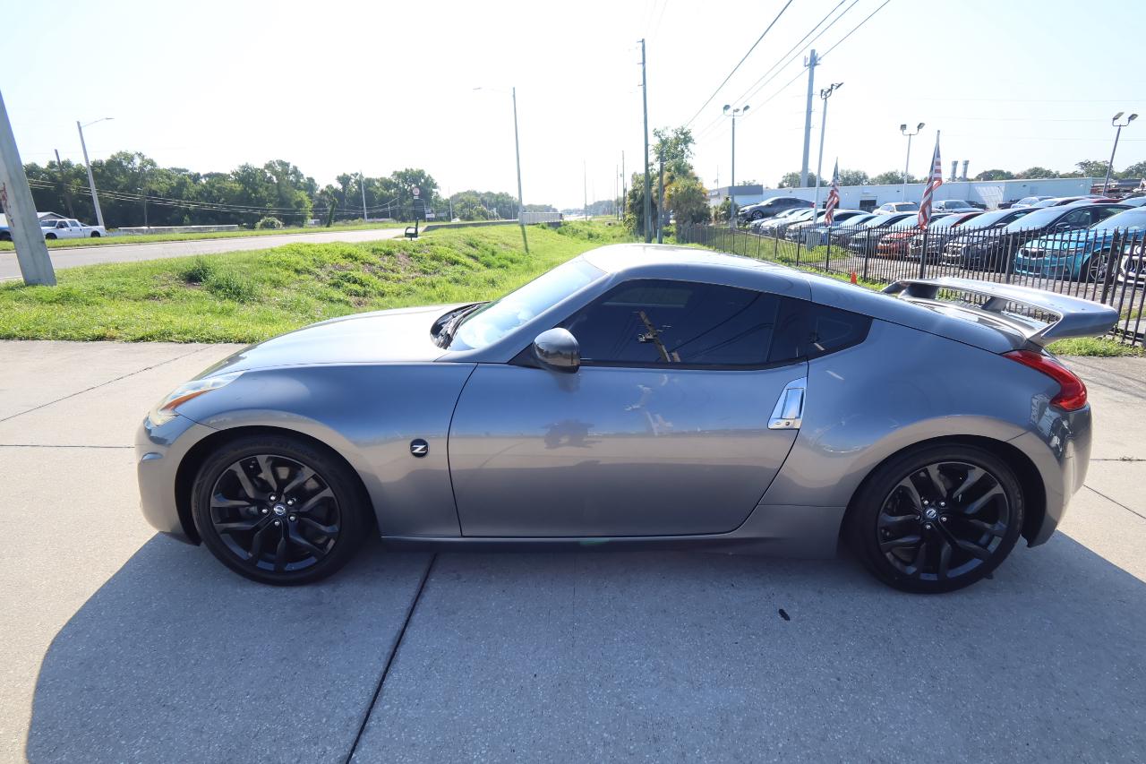 Nissan 370Z 2dr Cpe Auto 2015