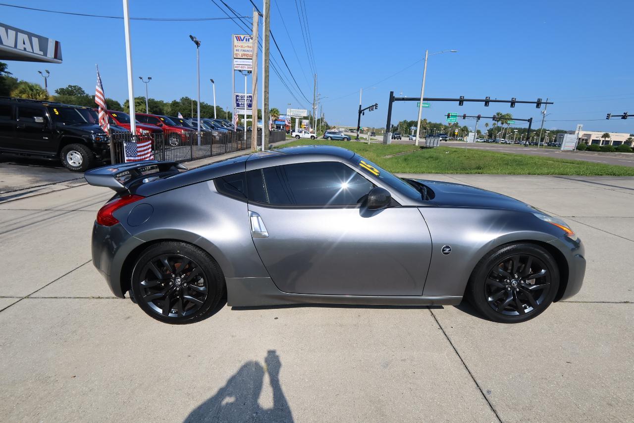 Nissan 370Z 2dr Cpe Auto 2015