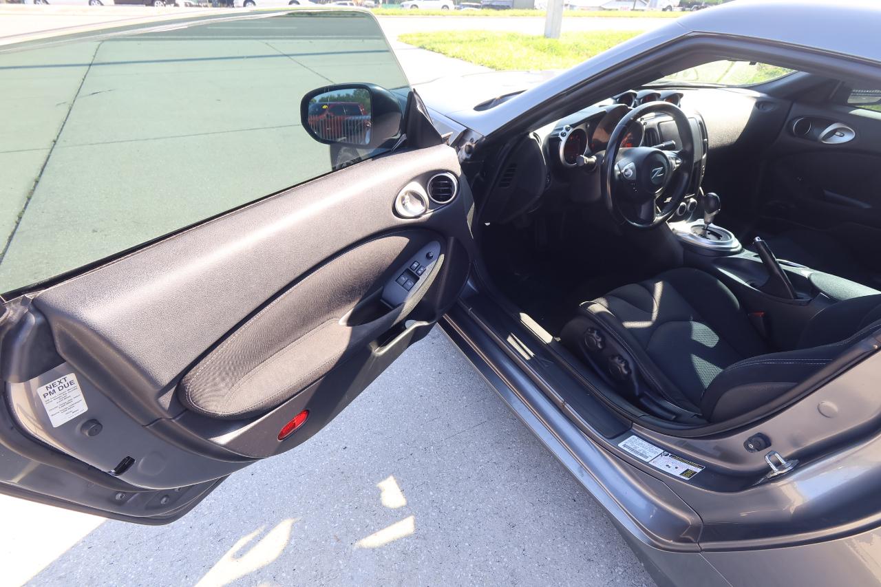 Nissan 370Z 2dr Cpe Auto 2015