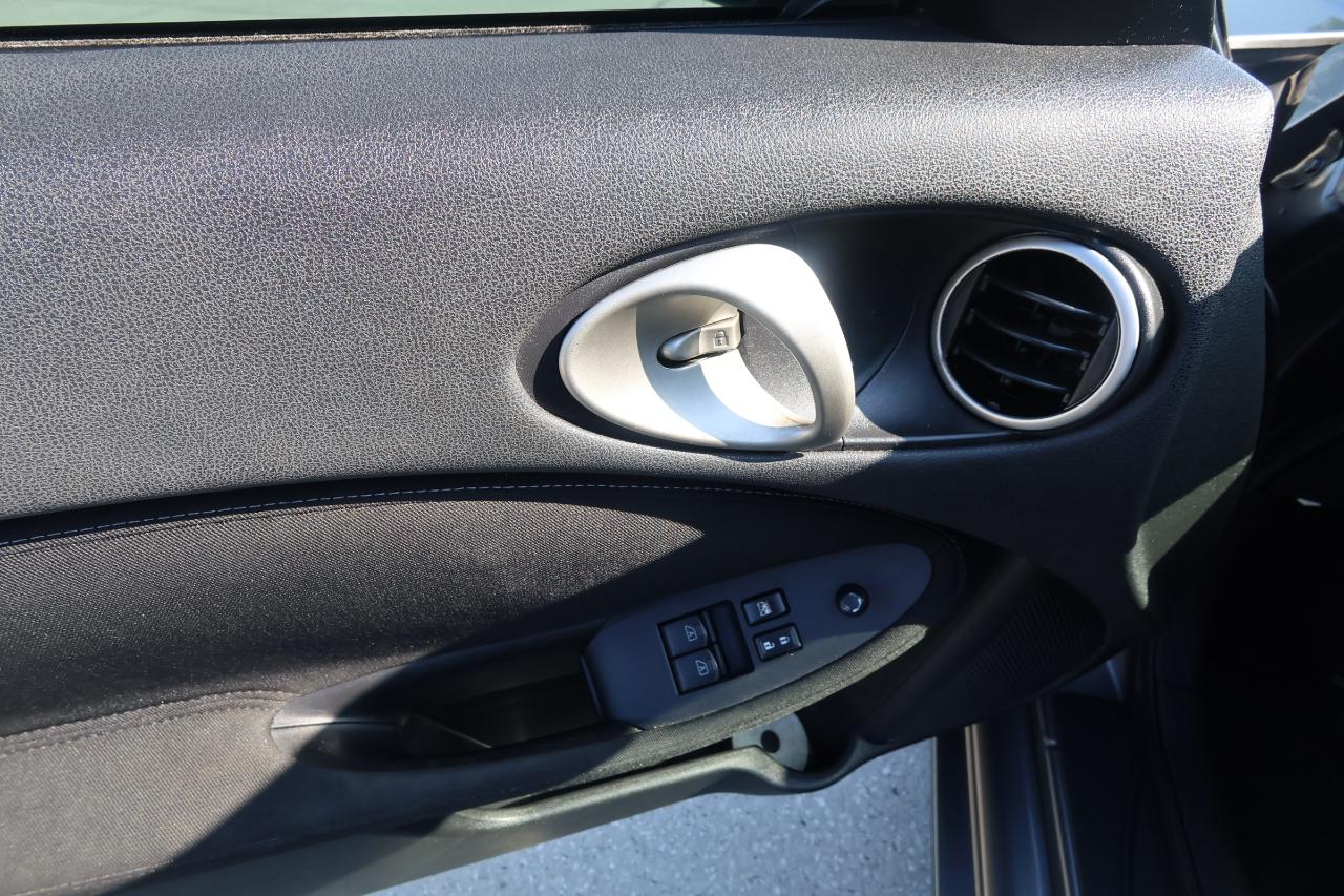 Nissan 370Z 2dr Cpe Auto 2015