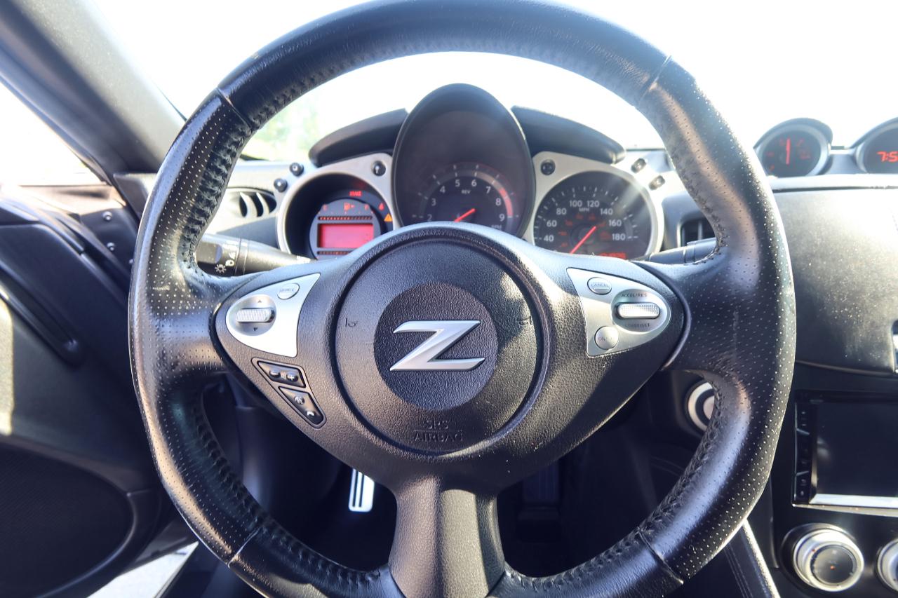 Nissan 370Z 2dr Cpe Auto 2015