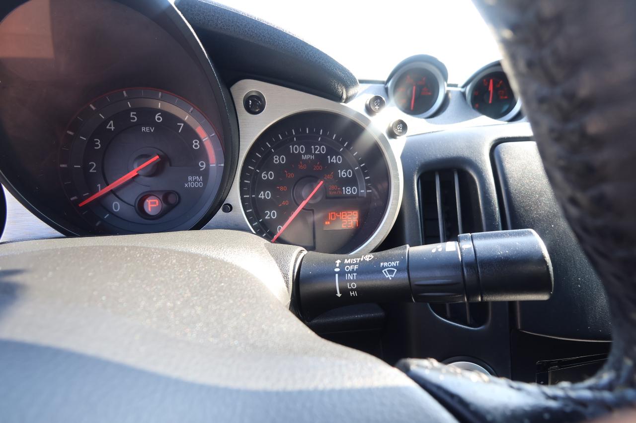 Nissan 370Z 2dr Cpe Auto 2015