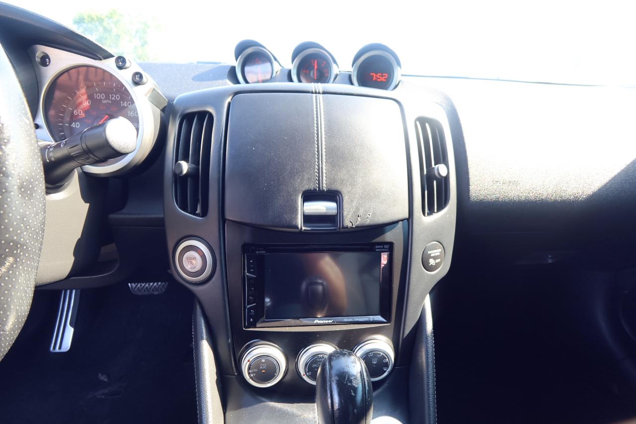Nissan 370Z 2dr Cpe Auto 2015