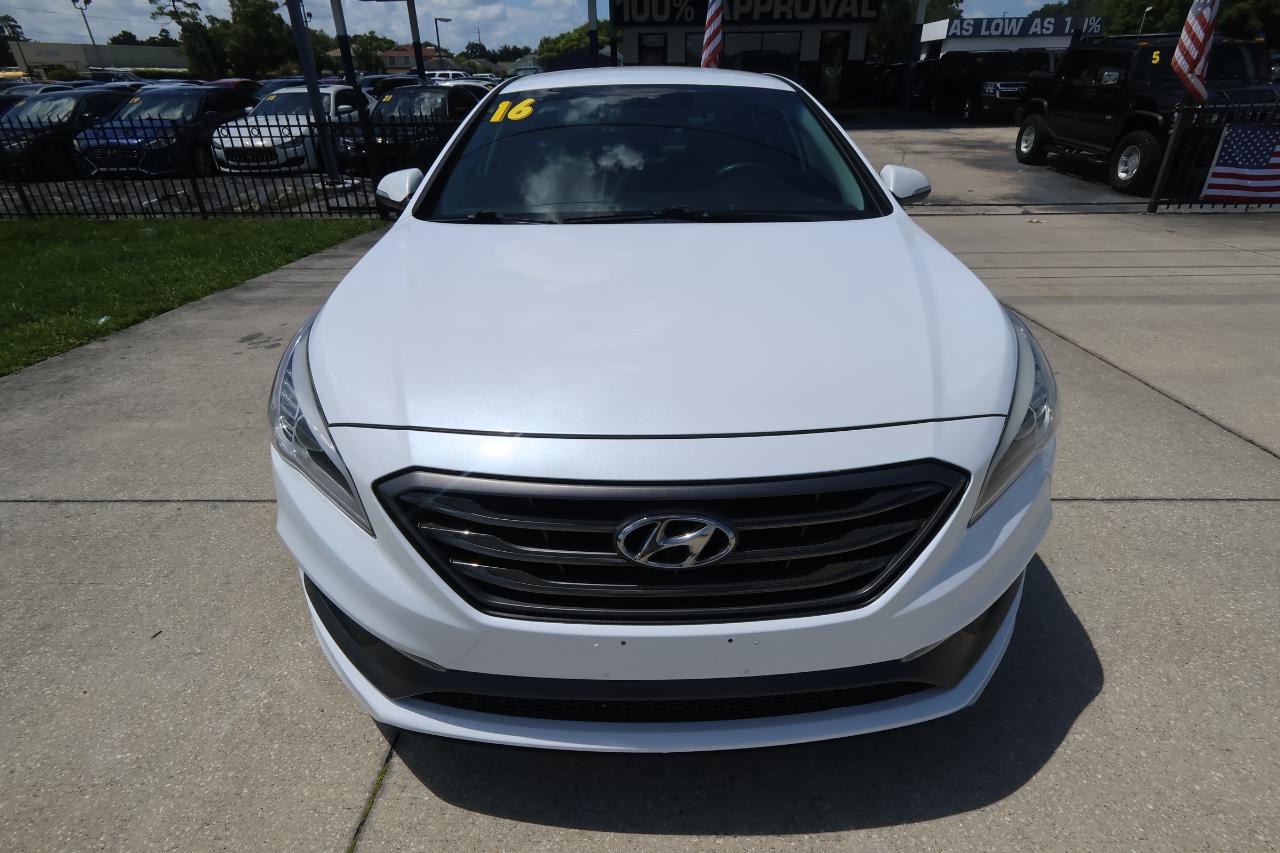 Hyundai Sonata 4dr Sdn 2.4L Sport PZEV 2016