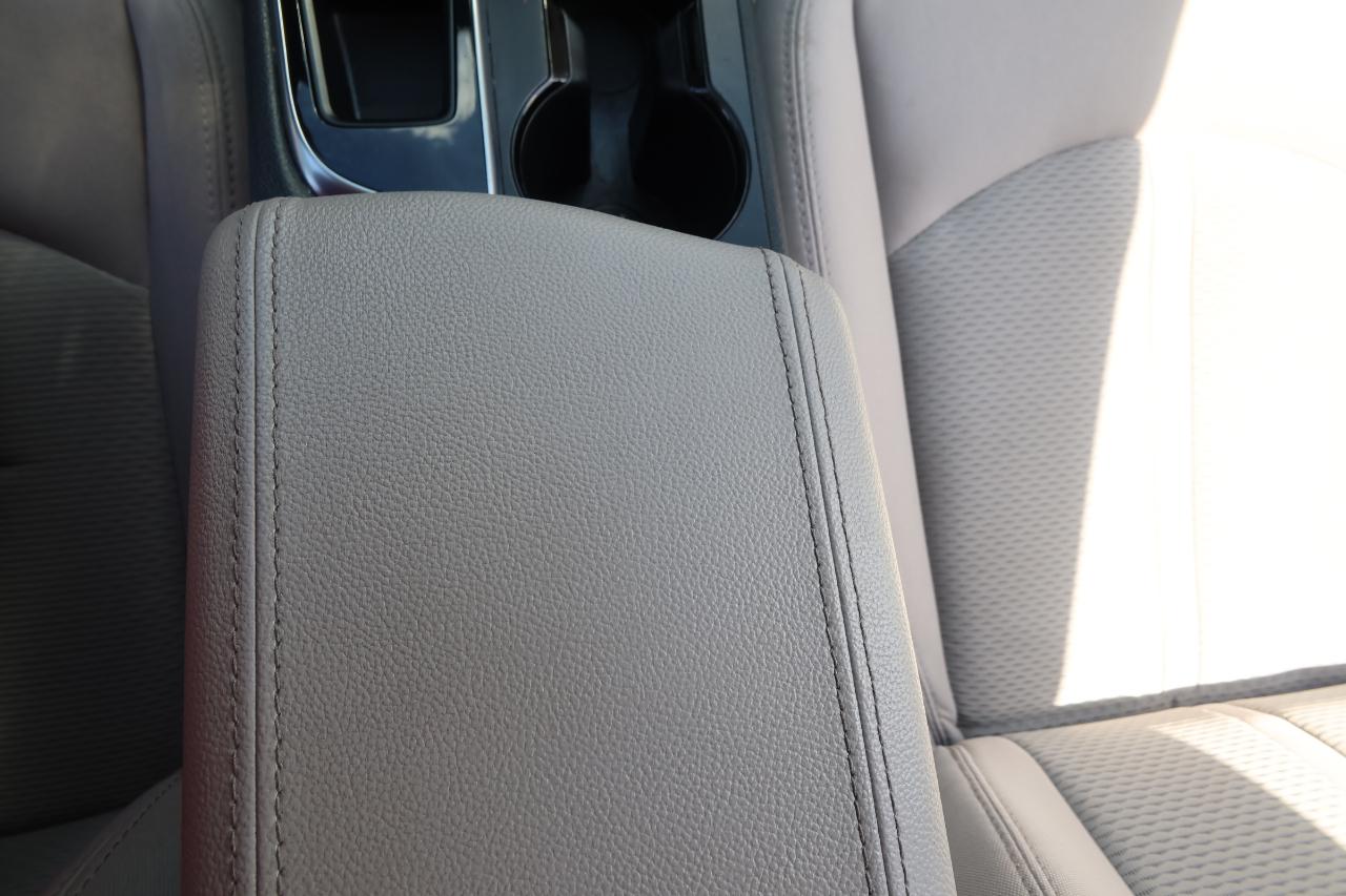 Hyundai Sonata 4dr Sdn 2.4L Sport PZEV 2016