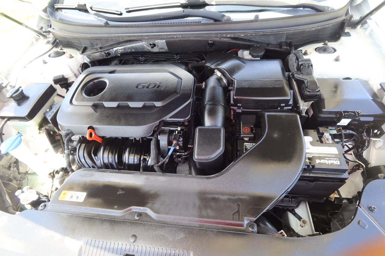 Hyundai Sonata 4dr Sdn 2.4L Sport PZEV 2016