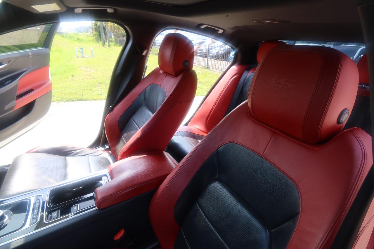 Jaguar XE S RWD 2018
