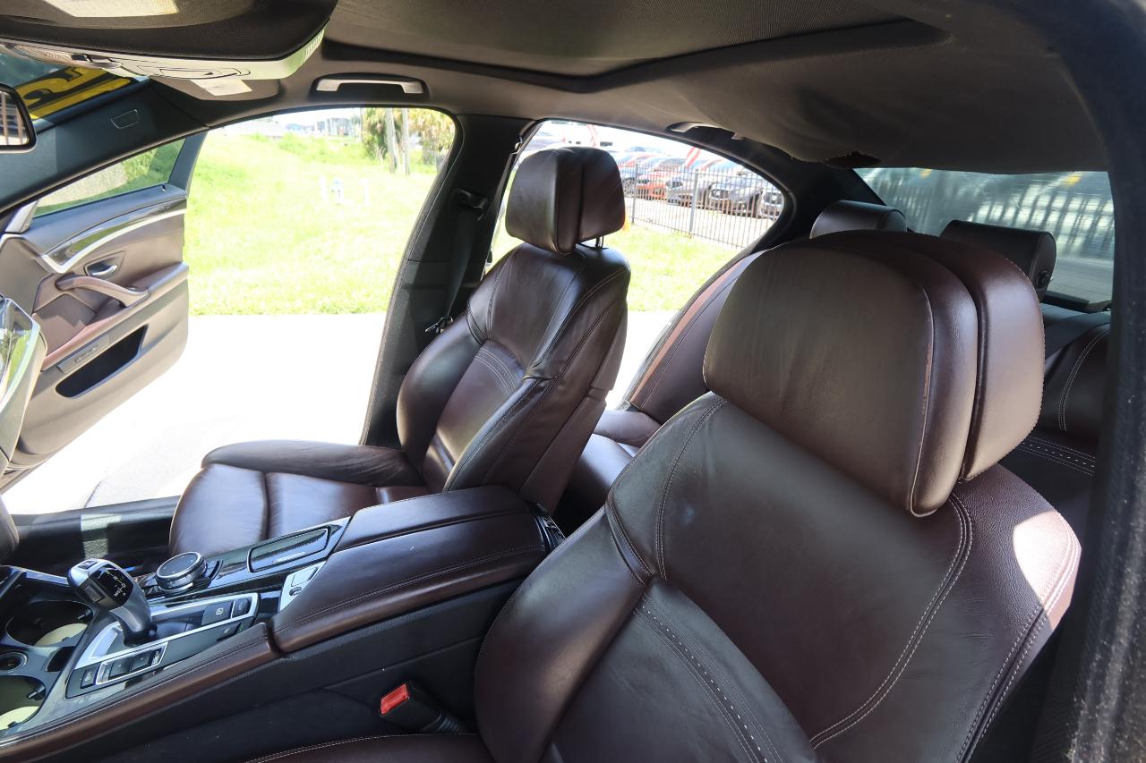 BMW 5 Series 4dr Sdn 535i RWD 2015