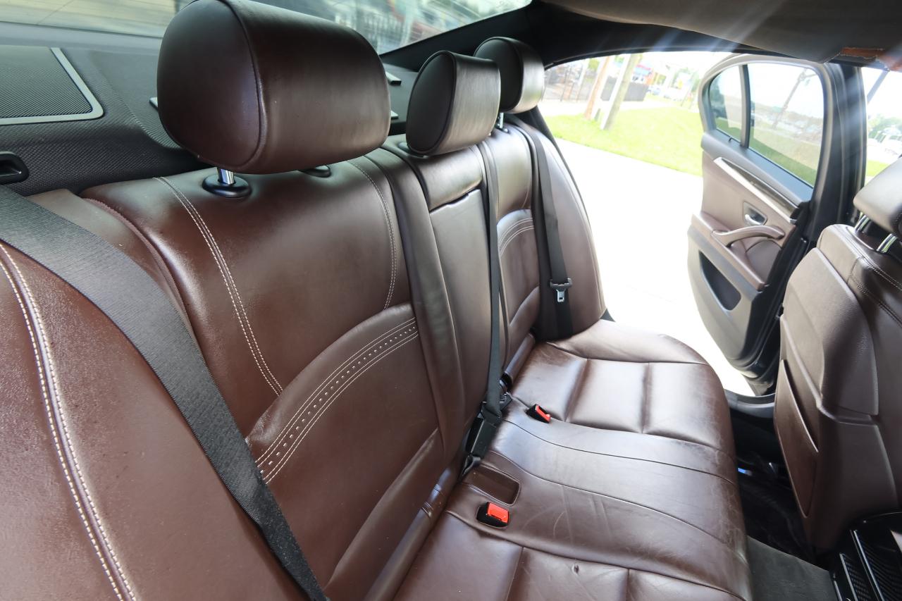 BMW 5 Series 4dr Sdn 535i RWD 2015