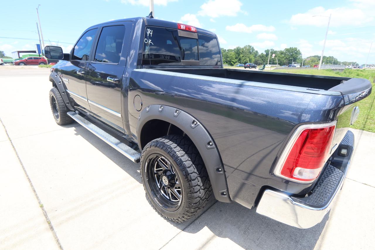 RAM 1500 Laramie 4x4 Crew Cab 5'7" Box 2017
