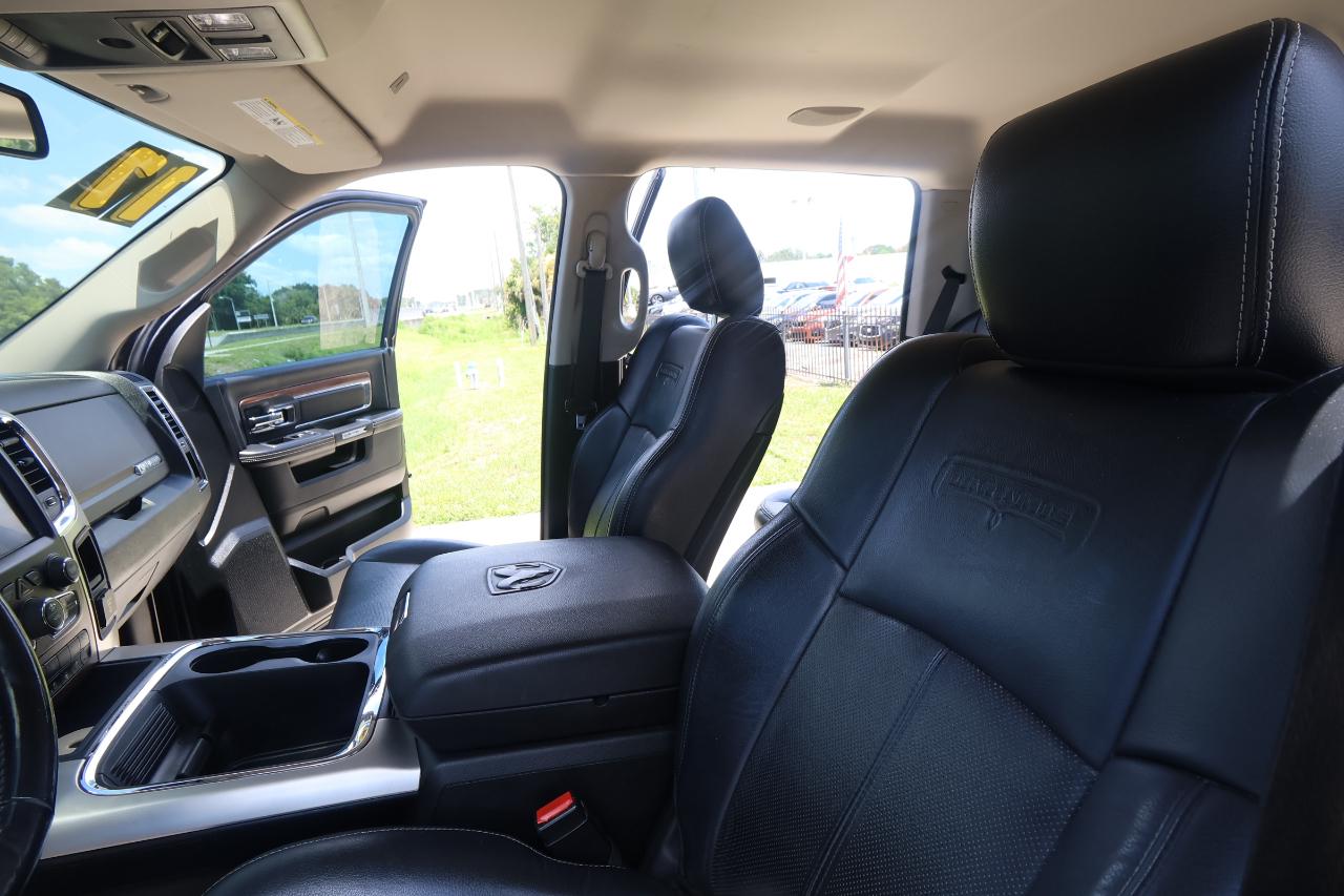 RAM 1500 Laramie 4x4 Crew Cab 5'7" Box 2017