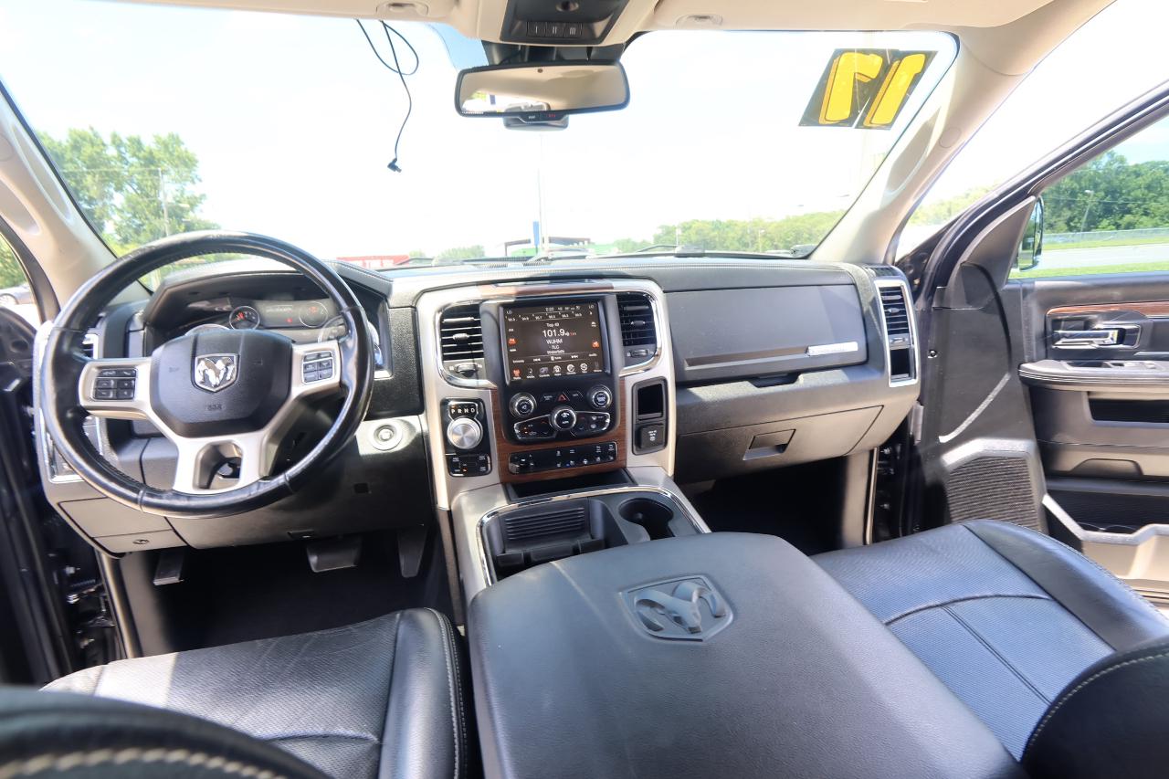 RAM 1500 Laramie 4x4 Crew Cab 5'7" Box 2017