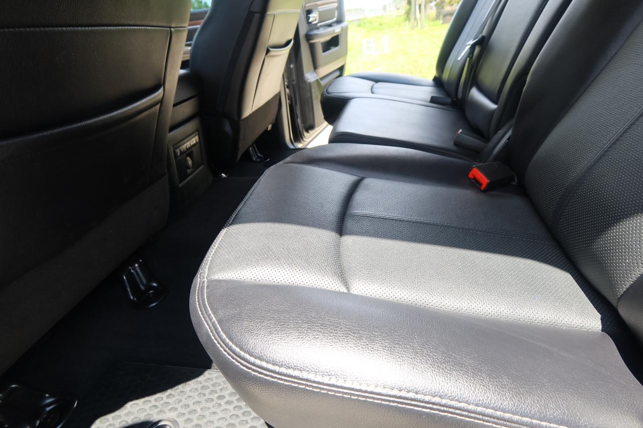 RAM 1500 Laramie 4x4 Crew Cab 5'7" Box 2017