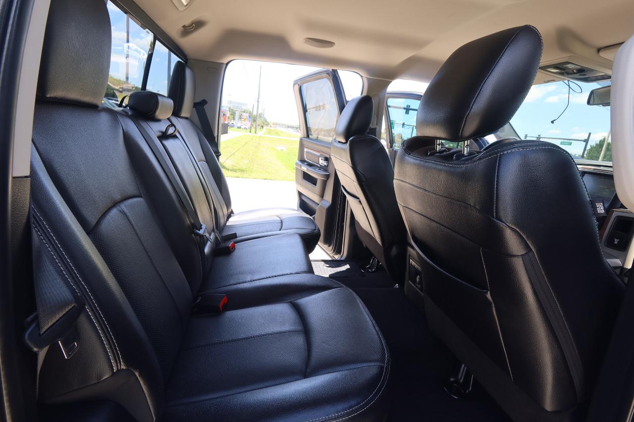 RAM 1500 Laramie 4x4 Crew Cab 5'7" Box 2017