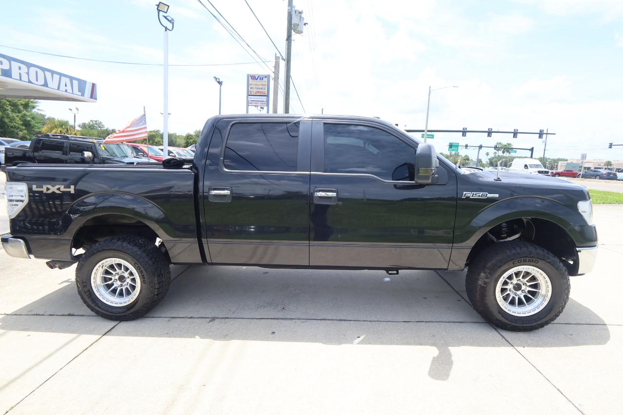 Ford F-150 4WD SuperCrew 145" XLT 2013