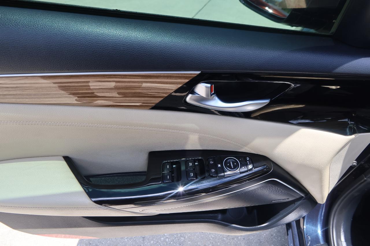 Kia Cadenza Premium Sedan 2017