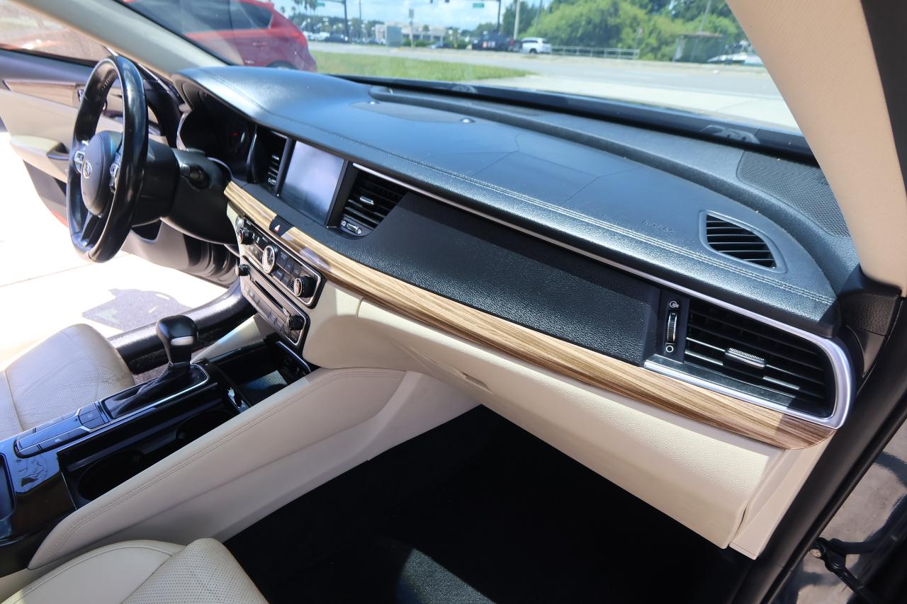 Kia Cadenza Premium Sedan 2017
