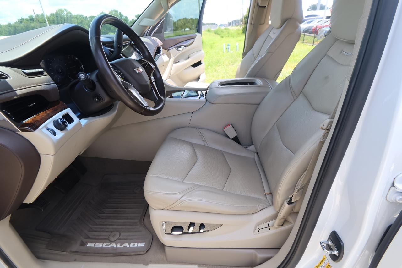 Cadillac Escalade 2WD 4dr Luxury Collection 2016