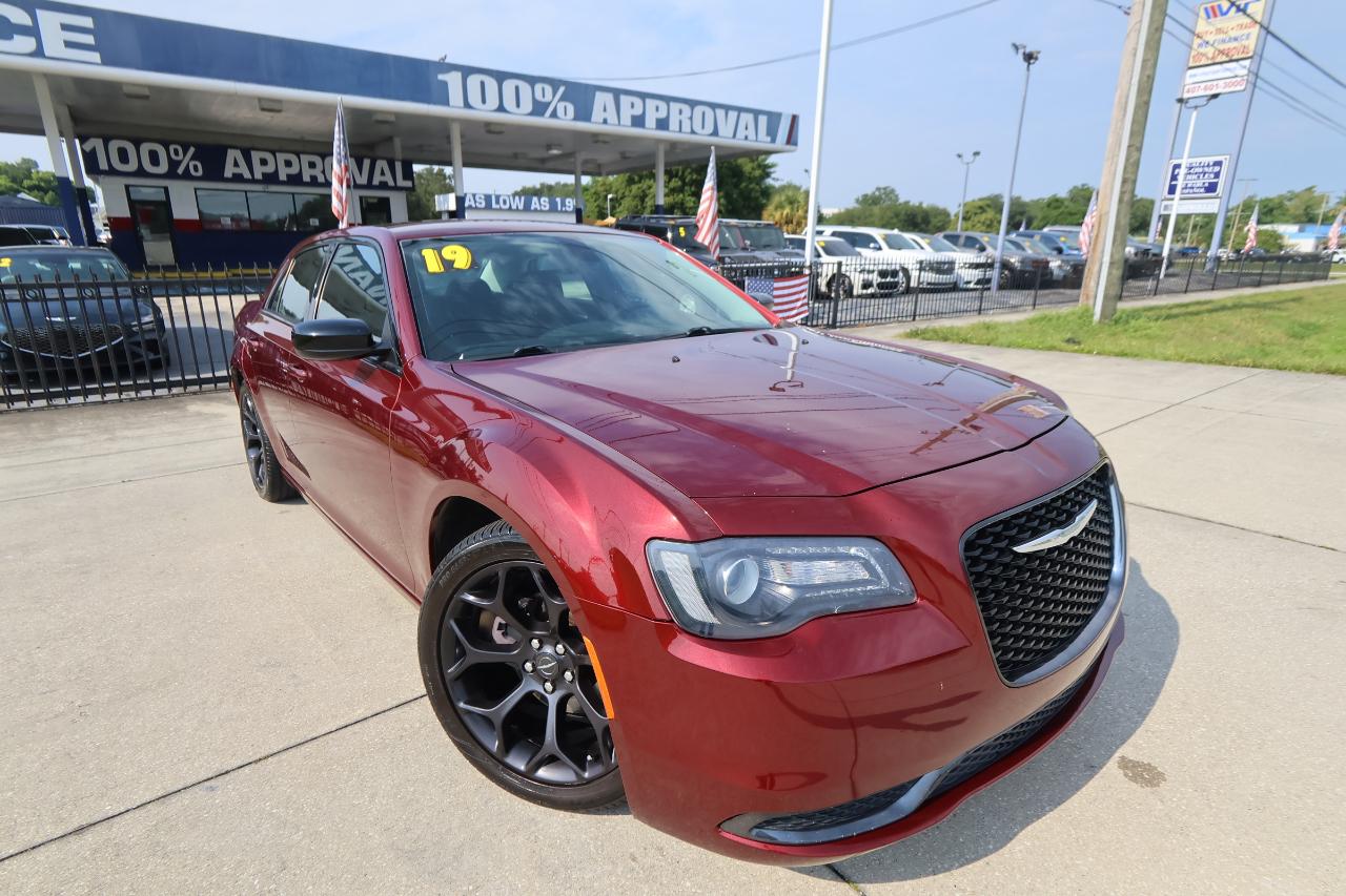 Chrysler 300 Touring RWD 2019