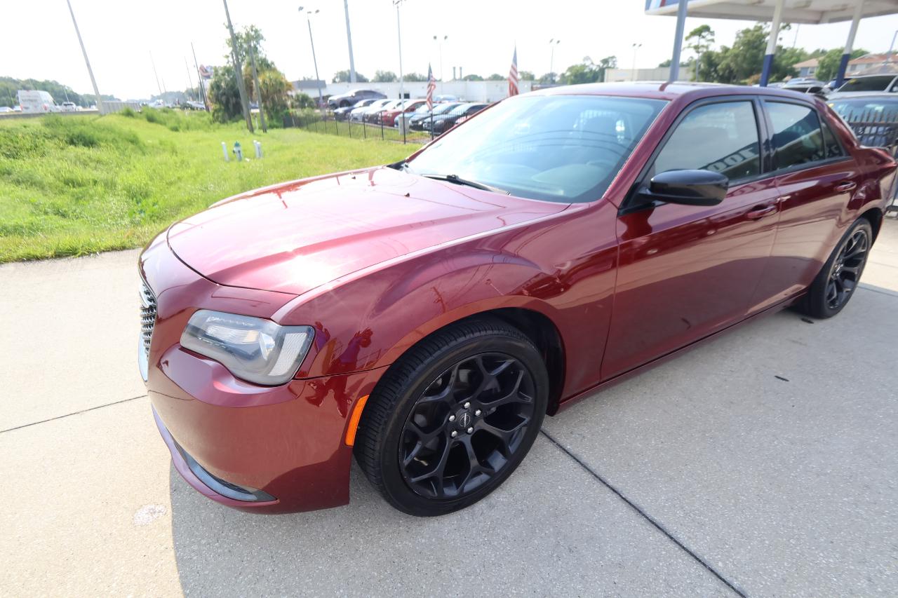 Chrysler 300 Touring RWD 2019