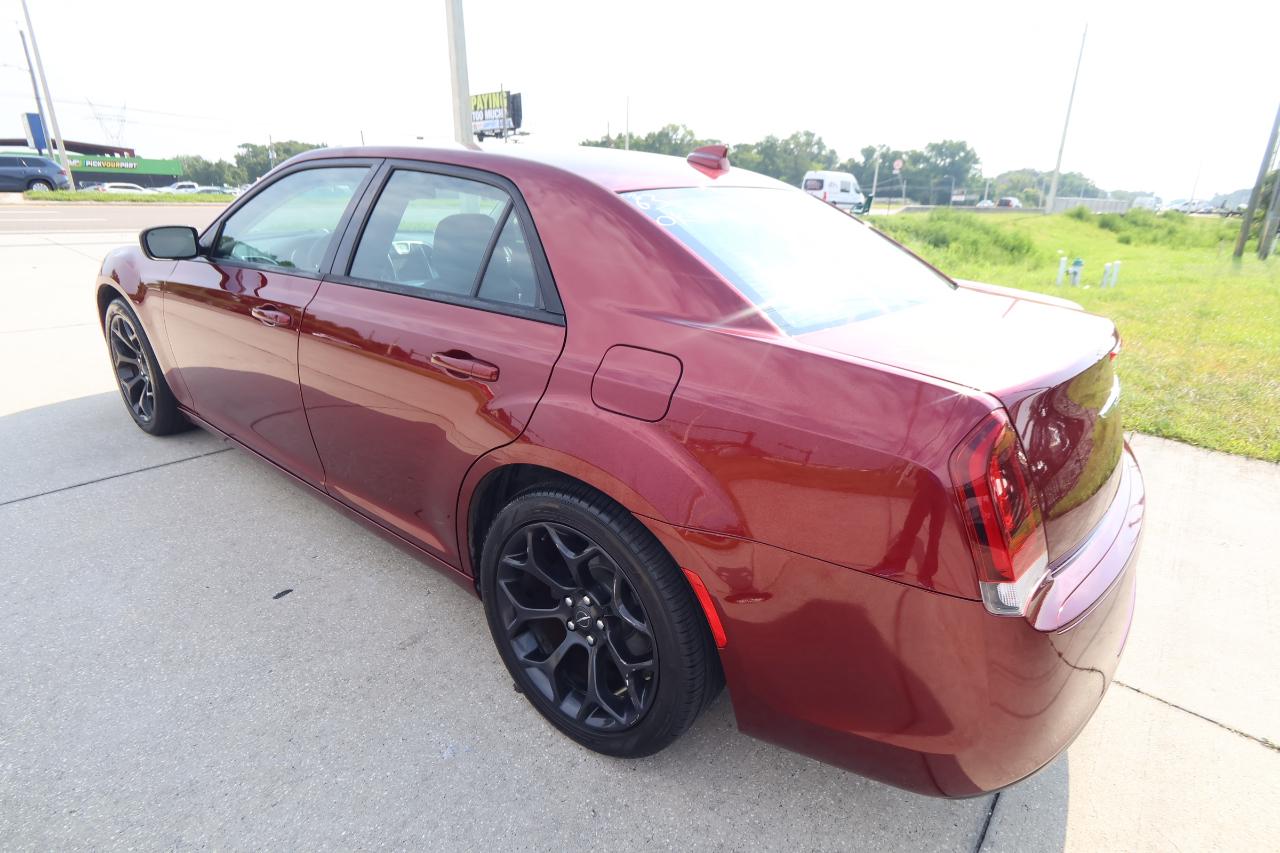 Chrysler 300 Touring RWD 2019