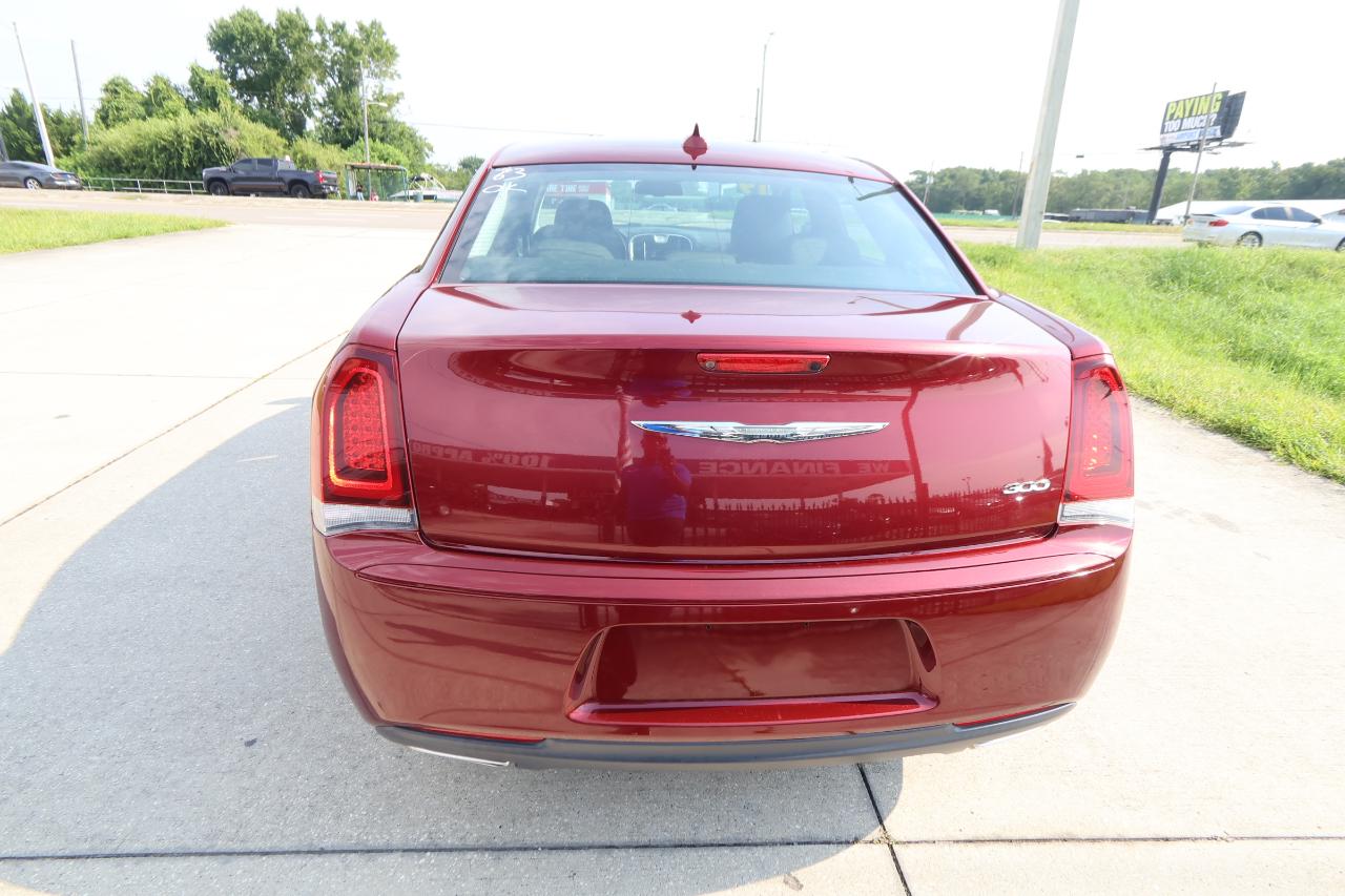 Chrysler 300 Touring RWD 2019