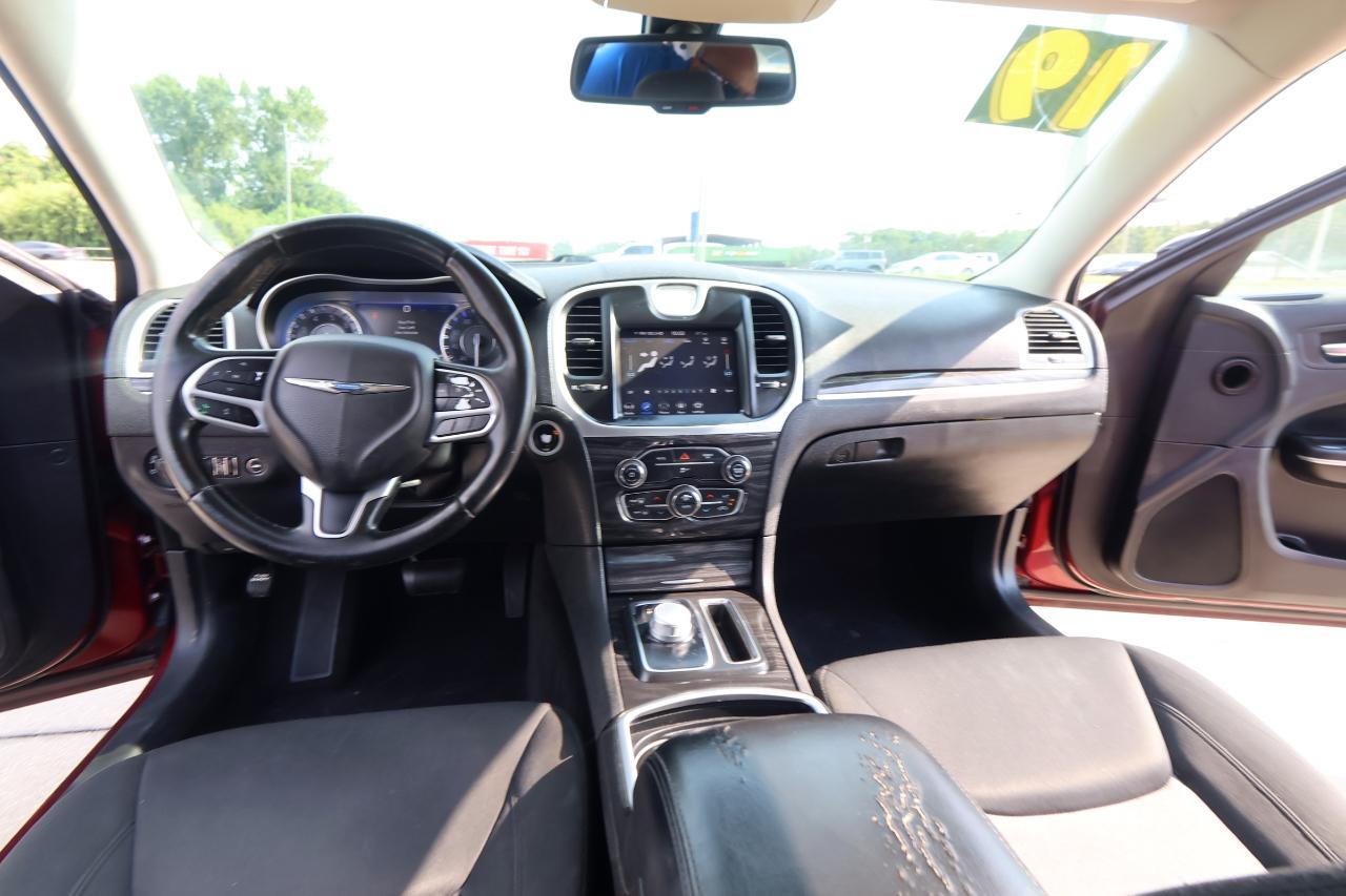 Chrysler 300 Touring RWD 2019