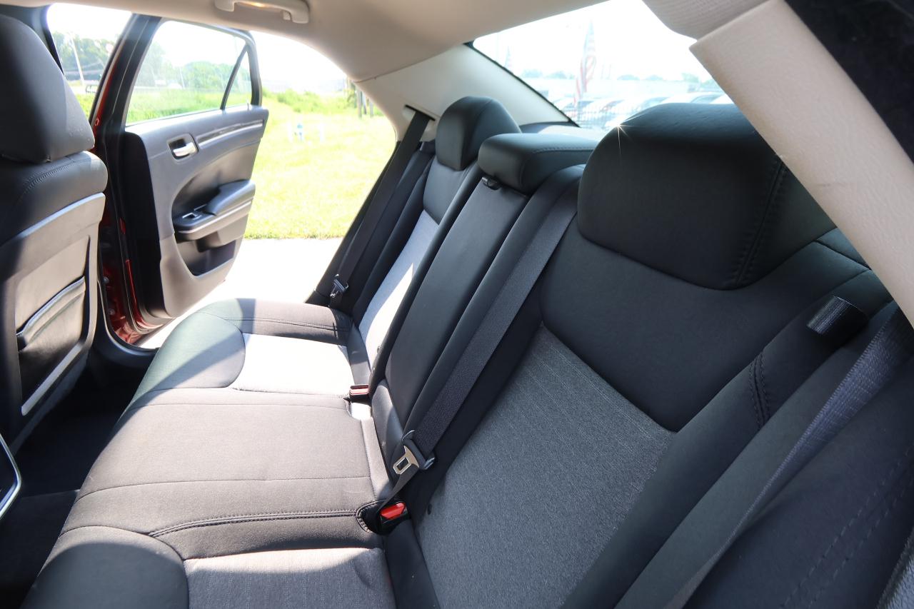 Chrysler 300 Touring RWD 2019