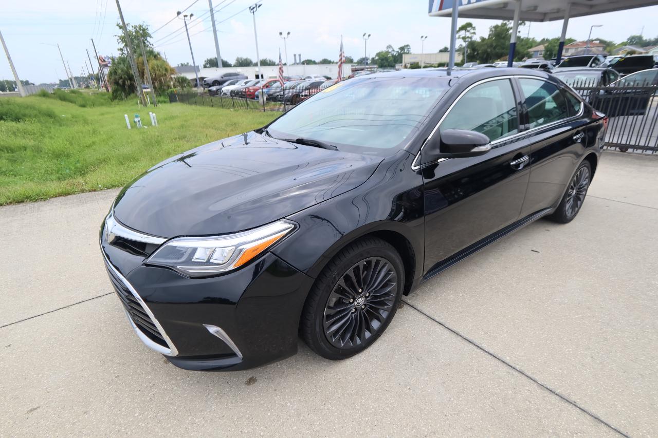 Toyota Avalon 4dr Sdn XLE Premium (Natl) 2016