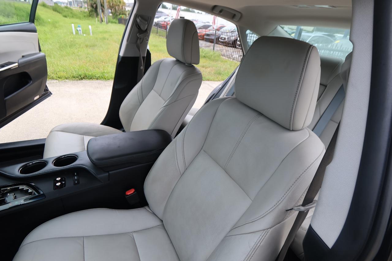 Toyota Avalon 4dr Sdn XLE Premium (Natl) 2016