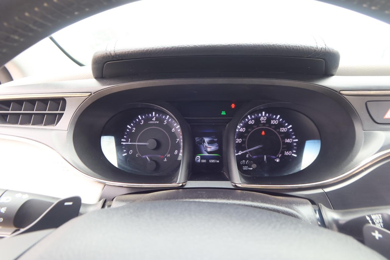 Toyota Avalon 4dr Sdn XLE Premium (Natl) 2016