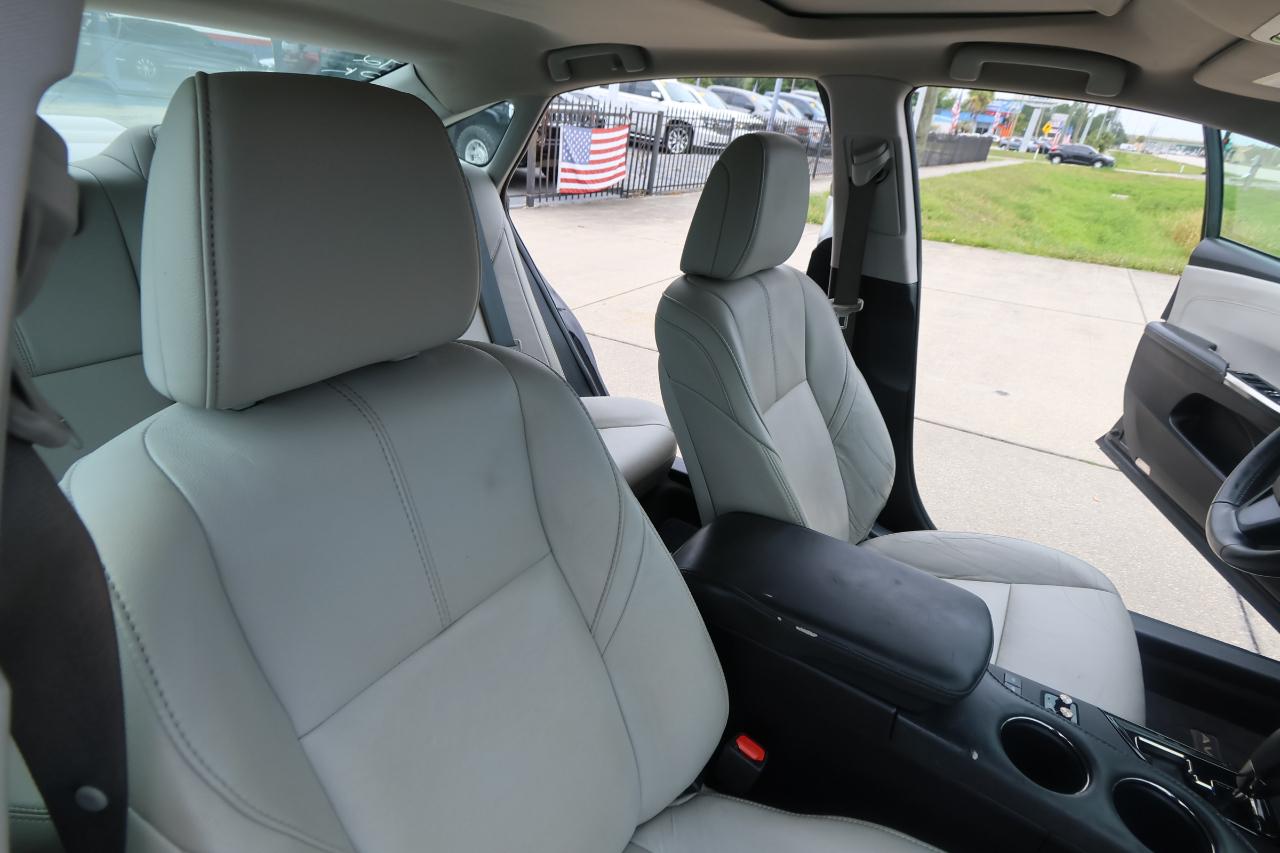 Toyota Avalon 4dr Sdn XLE Premium (Natl) 2016