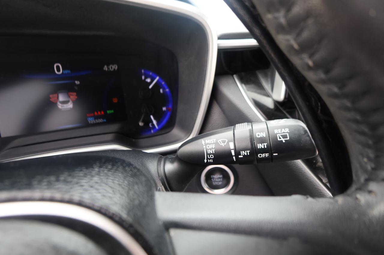 Toyota Corolla Hatchback XSE Manual (Natl) 2020