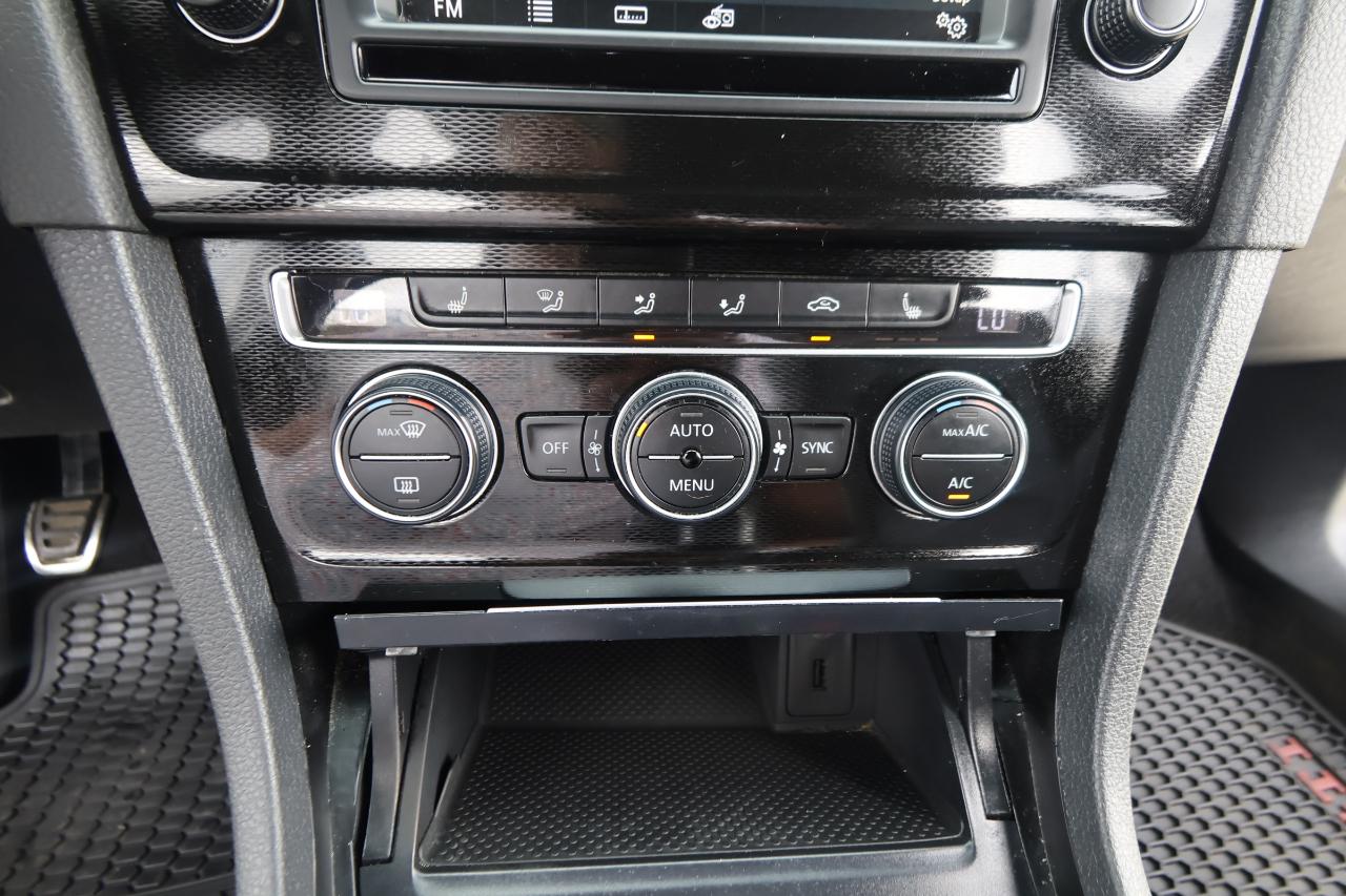 Volkswagen Golf GTI 4dr HB Man S w/Performance Pkg 2016
