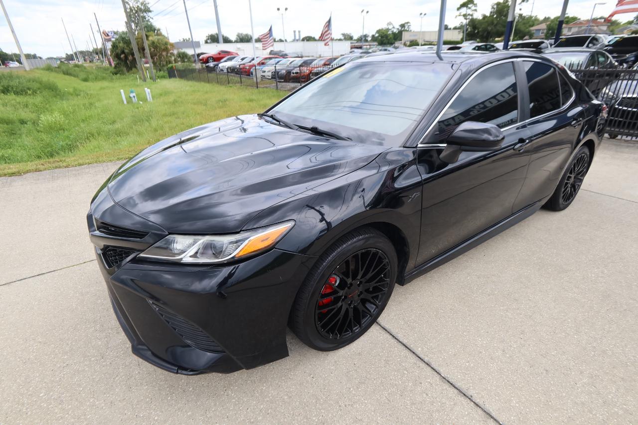 Toyota Camry XLE Auto (Natl) 2019
