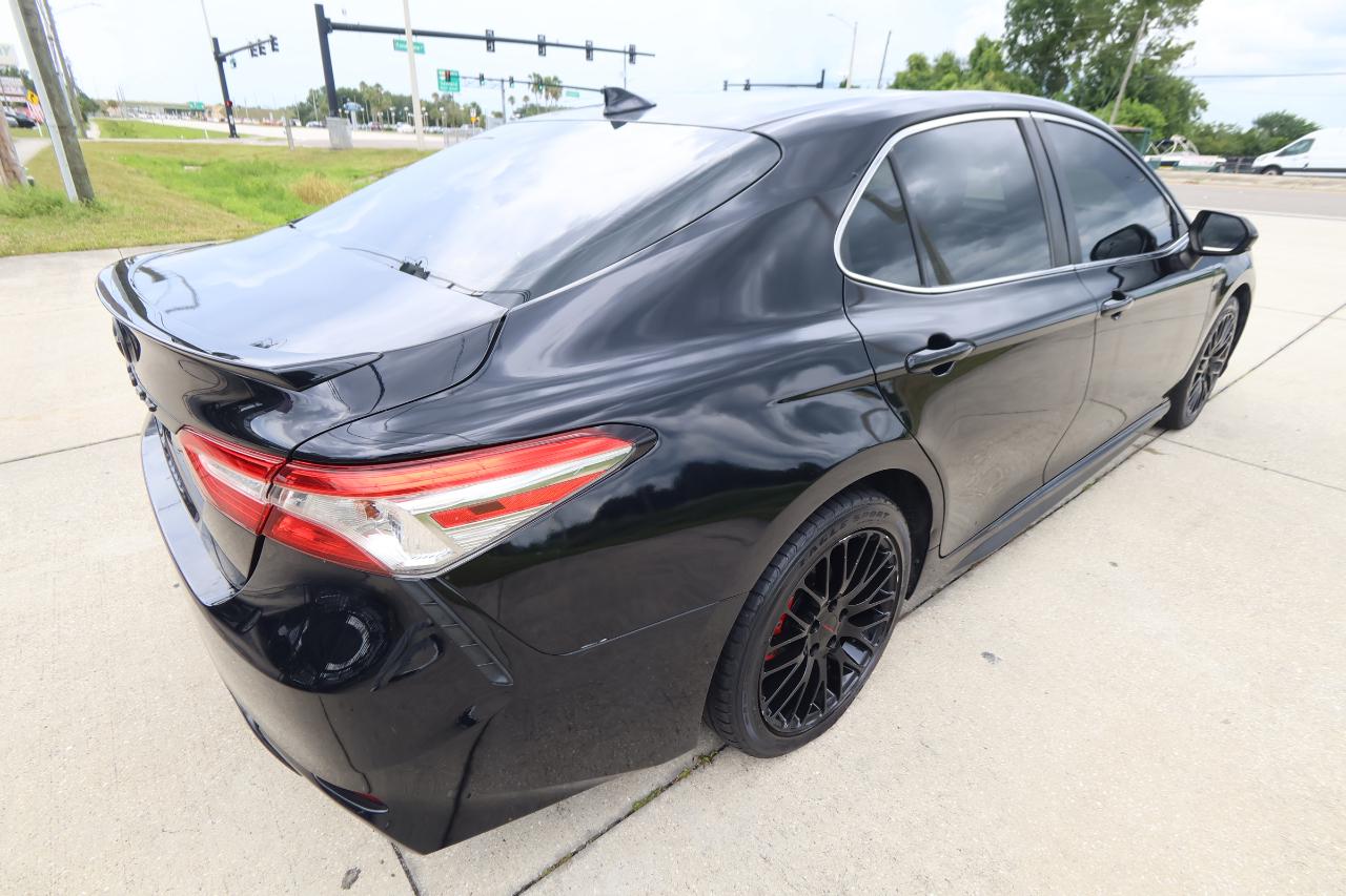 Toyota Camry XLE Auto (Natl) 2019