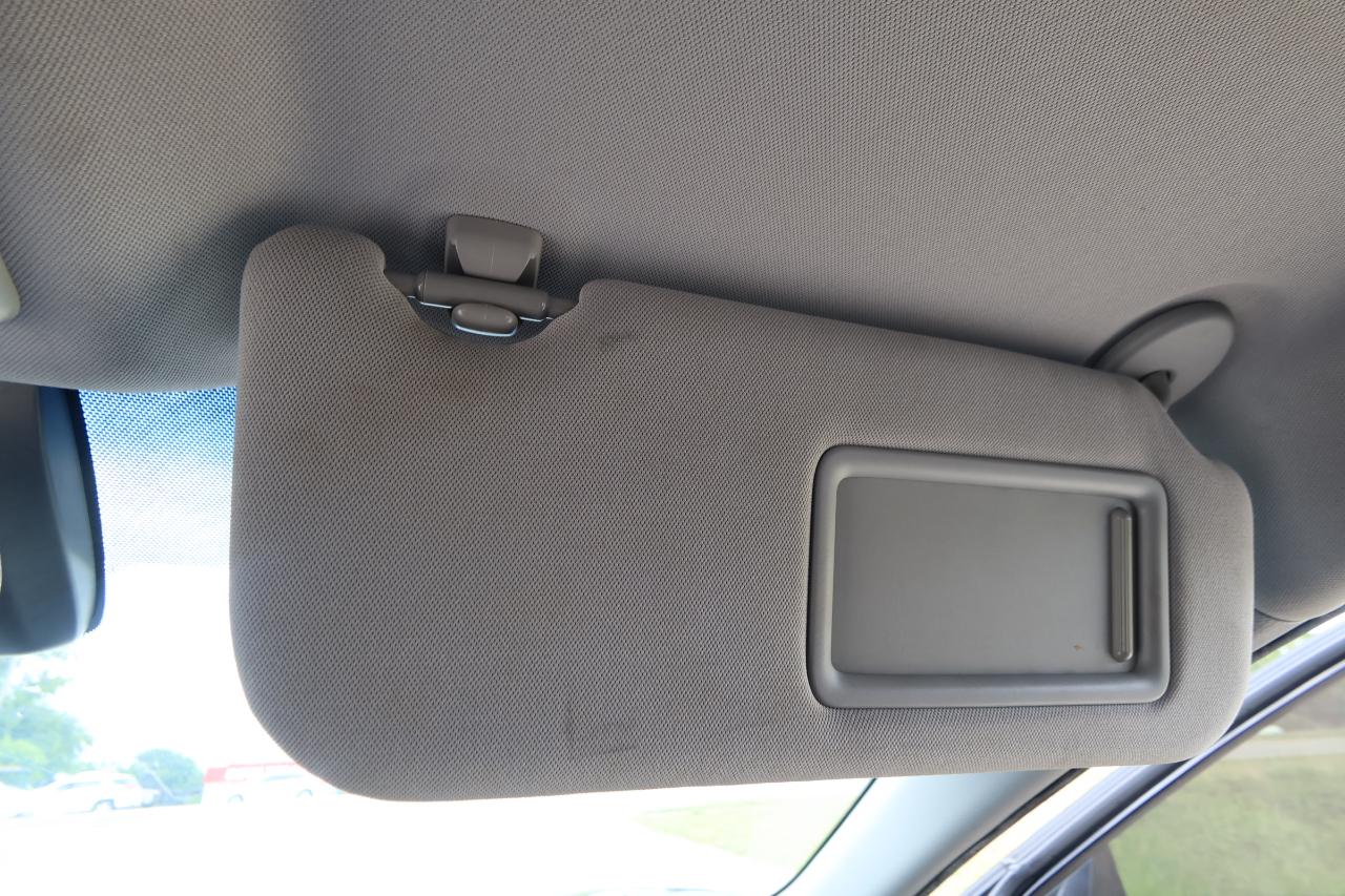 Toyota Camry XLE Auto (Natl) 2019
